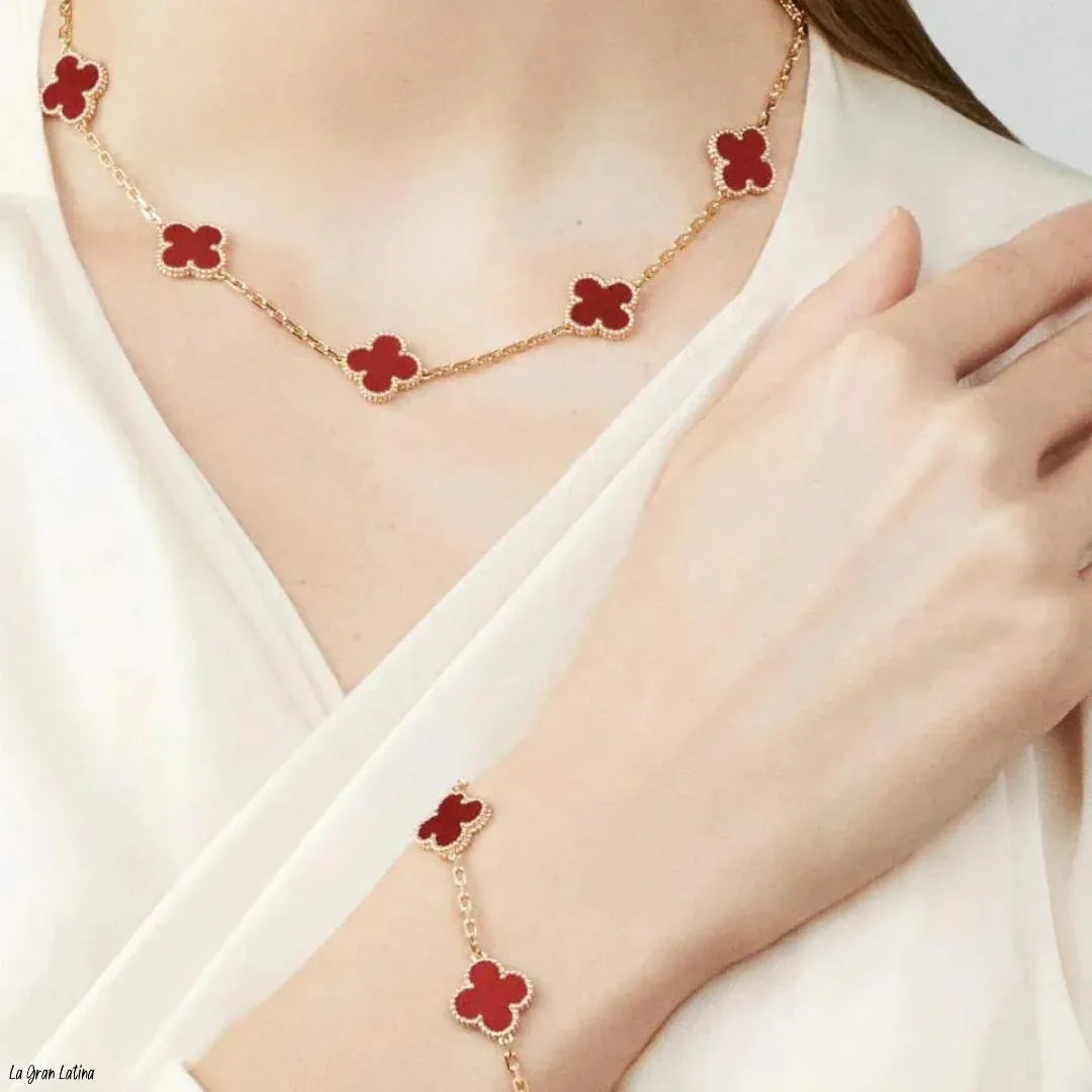 Set Trébol Bañado en Oro 18K – Pulsera y Collar, Buena Suerte y Elegancia - Tiendas La Gran Latina