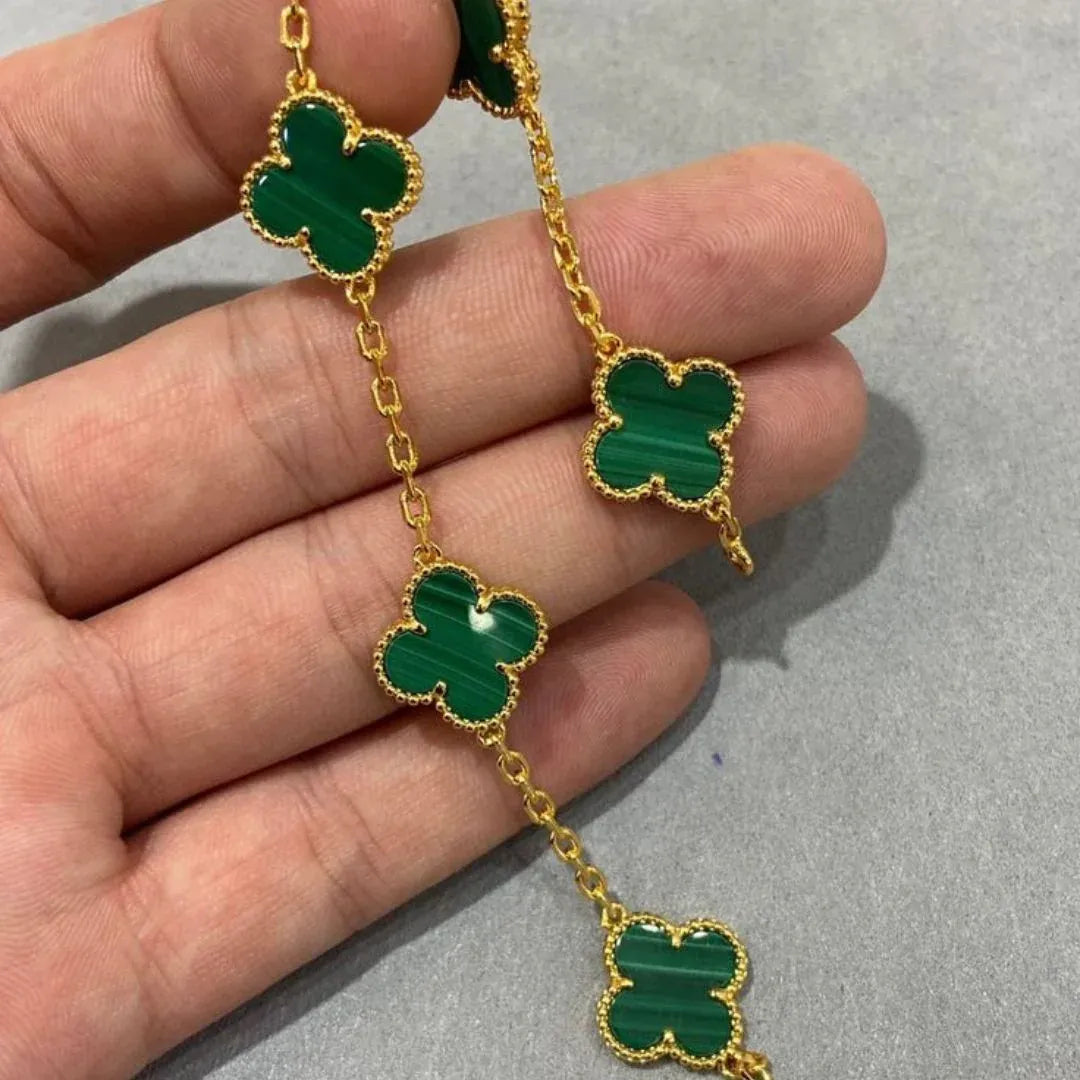 Pulsera Trébol Baño de Oro 18K – Buena Suerte, Elegancia y Estilo - Tiendas La Gran Latina